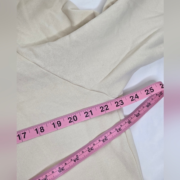 Taylor Swift Size M "The Eras Tour" Beige Cotton Blend Fabric - Picture 9 of 11